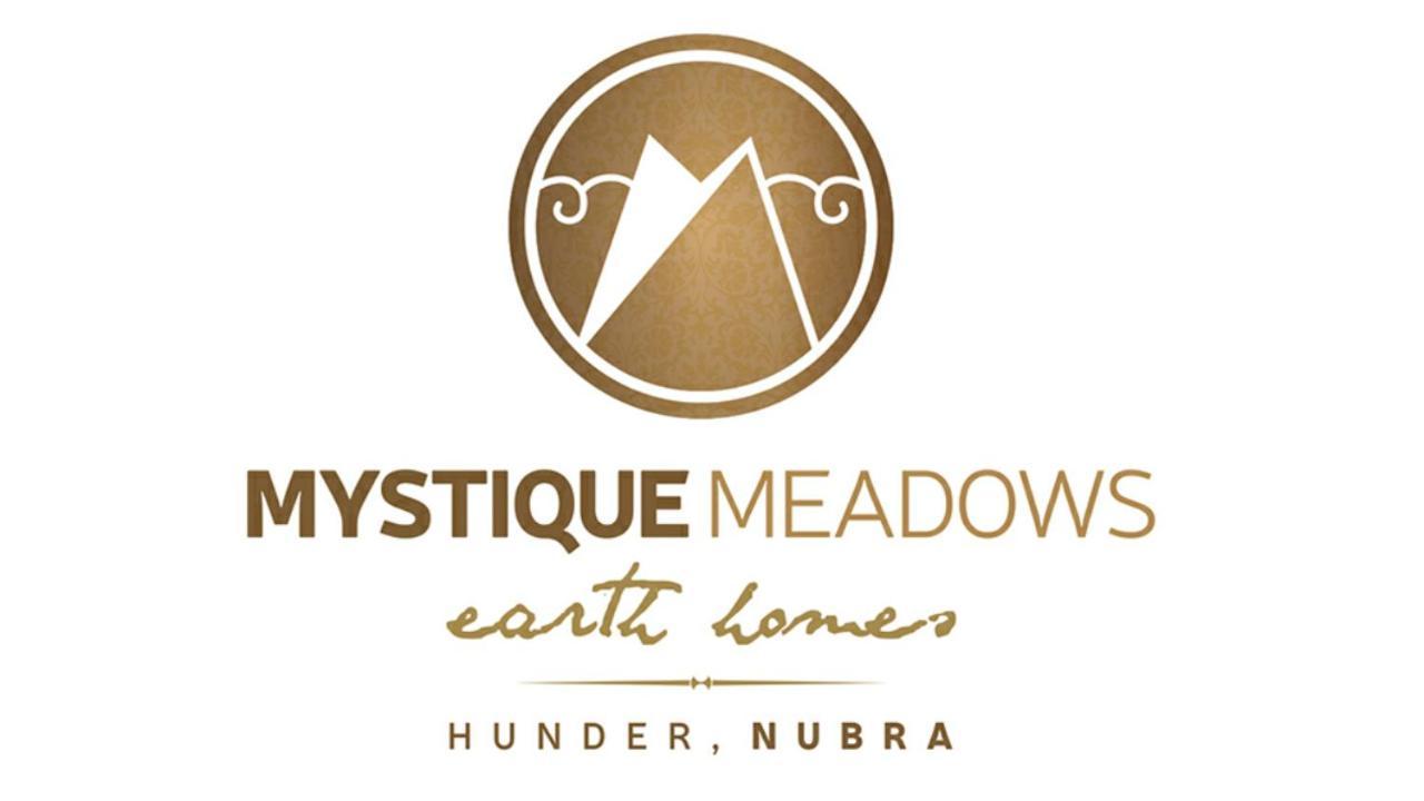 Hundar Mystique Meadows Earth Homes מראה חיצוני תמונה